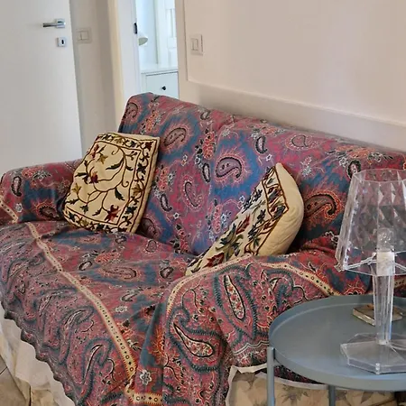 Michelino - In Fiera Portello Apartment